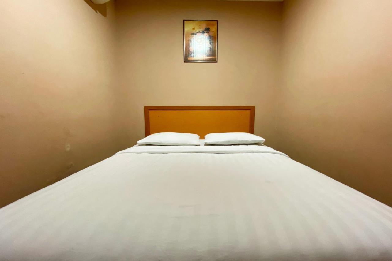 Oyo 90108 Hotel Kaya Kota Kinabalu Ngoại thất bức ảnh